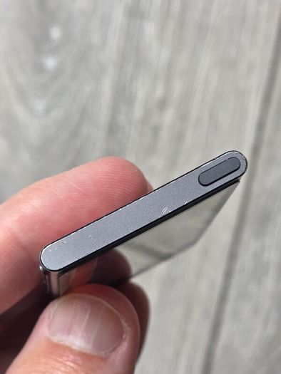 iPod Nano 7th Gen (Free Post)