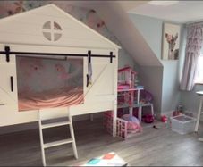 Children's Barn Style Bed