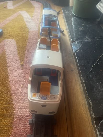 Play mobile remote control train