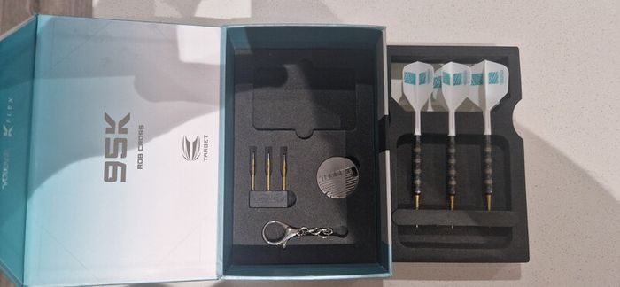 Target darts Rob Cross 95k 23g