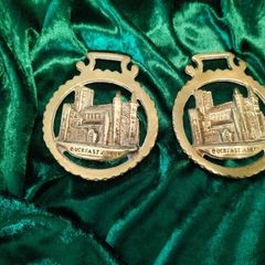 Horse medallions