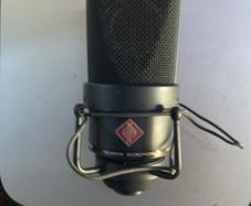 neumann Tlm 103 condenser