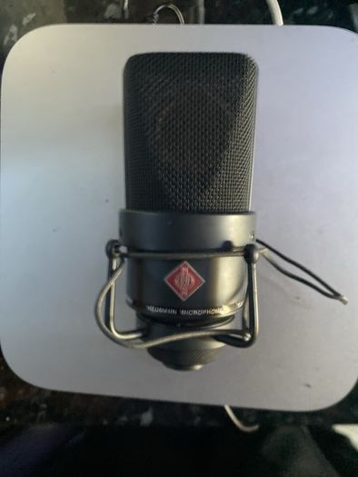 neumann Tlm 103 condenser