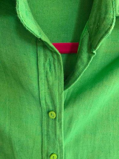 Stradivarius green shirt