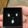 9ct Gold Earrings pendant set Image 4