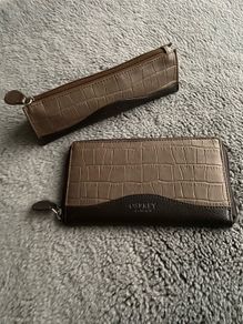 osprey leather purse and holder set new
