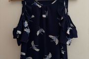 Open shoulder loose bird top