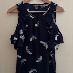 Open shoulder loose bird top