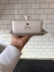 Butter dish