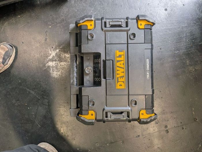 Dewalt Tstak Radio