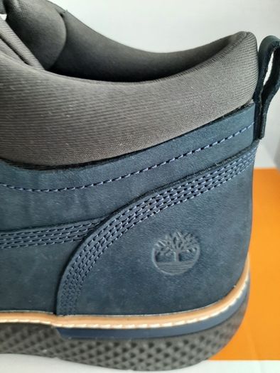New Timberland mens boots in box