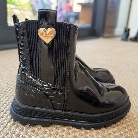 Patent black River Island girls boots