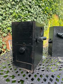2 Nest Boxes