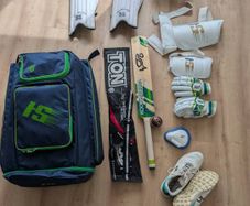 Cricket bat and full kit