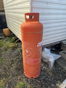 gas bottle half full