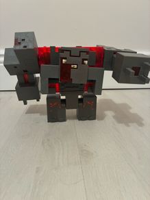Minecraft Dungeons Redstone Monstrosity