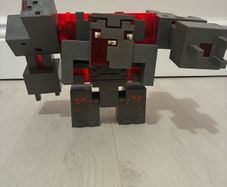 Minecraft Dungeons Redstone Monstrosity