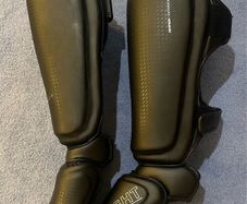 Boxing/Muay-thai/Kickboxing Decathlon Footguard