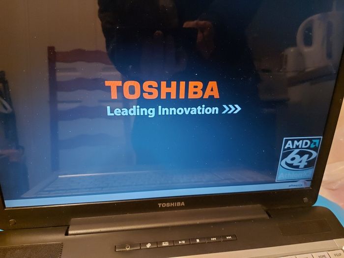 Toshiba Equium P200D-139 Model PSPBNE-004003KS, Windows 7, 2 GB ram, 100GB HDD, Chrome, and VLC for best movie experience