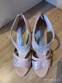 Brand New Barino London Heels Size 39 (Never Worn)  Pink & Blue Available