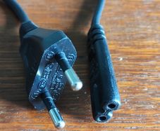 Nokia and other Phone charger cables and scart-leads