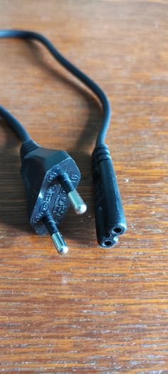 Nokia and other Phone charger cables and scart-leads