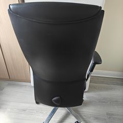 Office leather chair