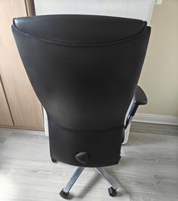 Office leather chair