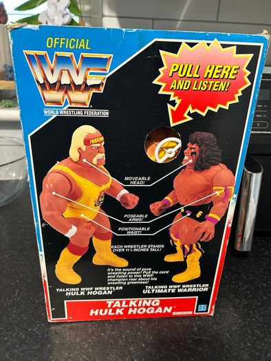 Vintage 1990 Hasbro WWF Talking Hulk Hogan