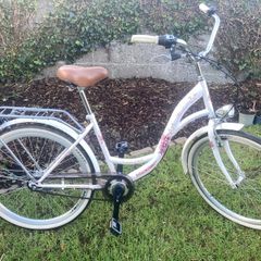 Ladies Vintage Style Bike