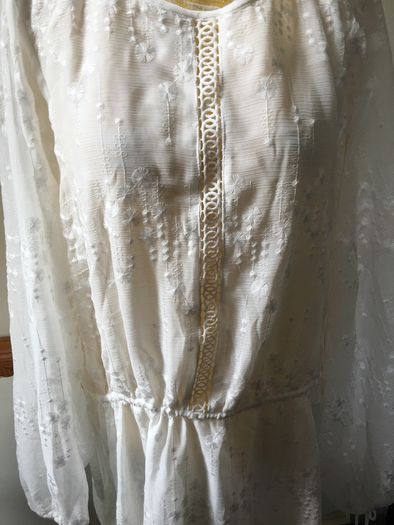H&M embroidered dress, new, size M