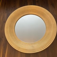 Gold mirror