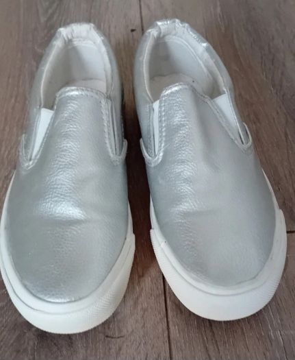 Ladies Sneakers NEW