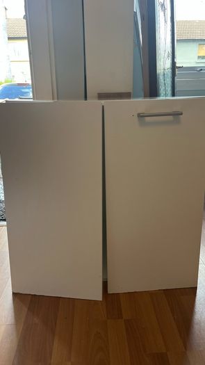 kitchen cabinet upper corner