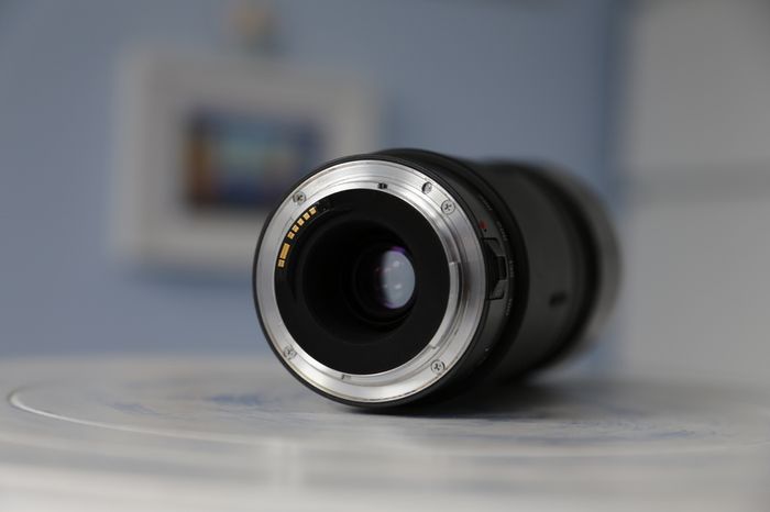 Tamron 70-300mm f/4-5.6 lens for Canon EF mount