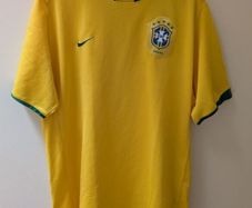 Genuine Vintage 2006 Nike Brazil Home Jersey Shirt Mens XL