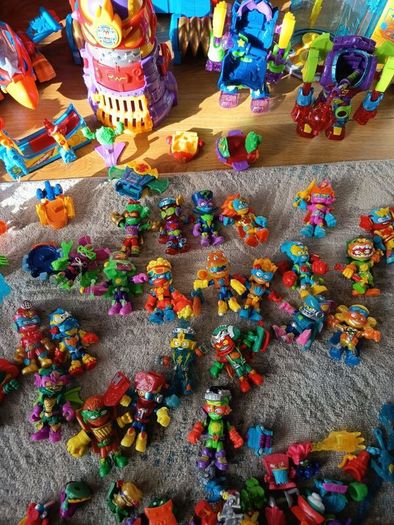 superthings toys
