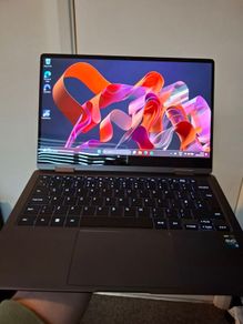Samsung Galaxy book 3 360 2-in-1 laptop