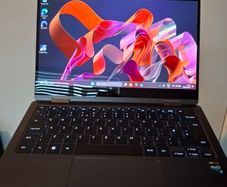 Samsung Galaxy book 3 360 2-in-1 laptop