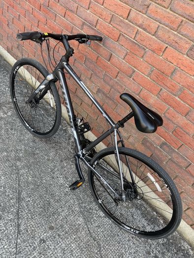Giant Escape Hybrid Bike