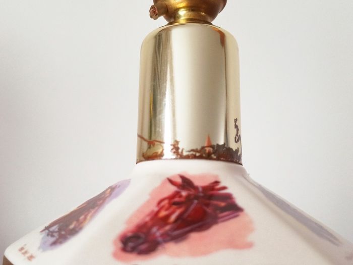 Vintage "Pointers of London & Edinburgh" porcelain  table lamp with wooden base and horse racing theme  height 30cm