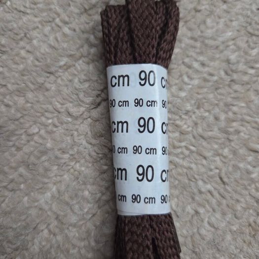 2 sets of flat brown shoelaces 90 cm
