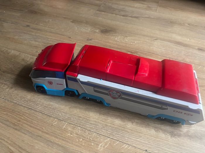 paw patrol bus