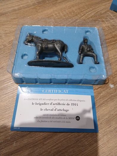 Atlas Editions 1/32 French Brigadier And Horse