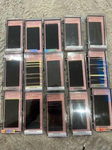 Eyelash tech kit