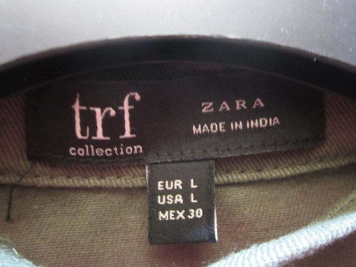 ZARA   trf      size Large