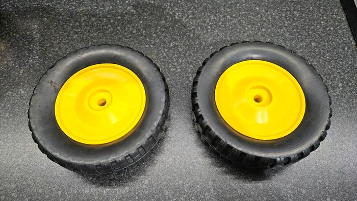 Dewalt saw stand wheels