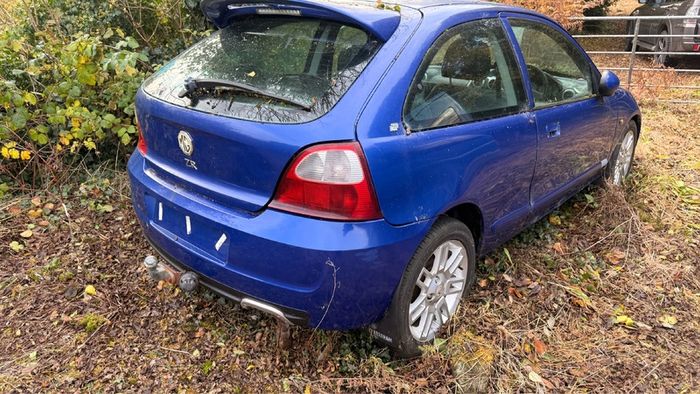 MG ZR Breaking