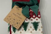 NEW: Christmas Socks - x2 Pairs (Size 4-8)