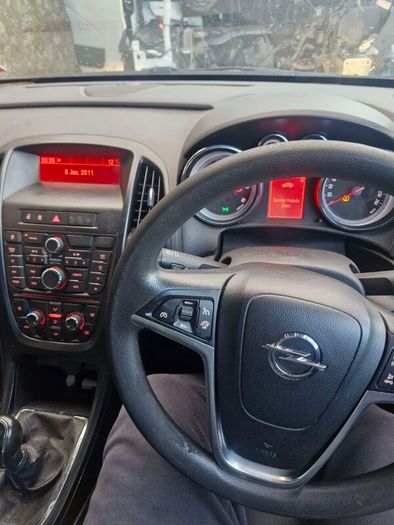 152 Opel Astra Breaking 1.7D